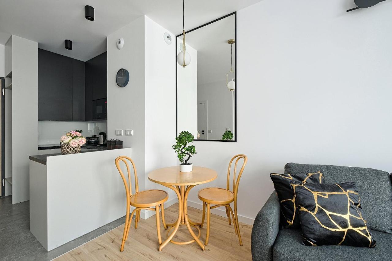 Optykow 3A Cozy Studio Promenada Leilighet Warszawa Eksteriør bilde